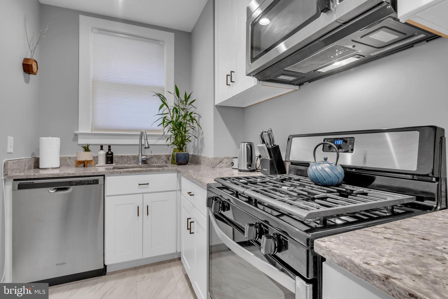 3020 PORTER ST NW #103, WASHINGTON, District Of Columbia 20008, 1 Bedroom Bedrooms, ,1 BathroomBathrooms,Residential,For sale,3020 PORTER ST NW #103,DCDC2231940 MLS # DCDC2231940 3020 PORTER ST NW #103, WASHINGTON, District Of Columbia 20008, 1 Bedroom Bedrooms, ,1 BathroomBathrooms,Residential,For sale,3020 PORTER ST NW #103,DCDC2231940 MLS # DCDC2231940