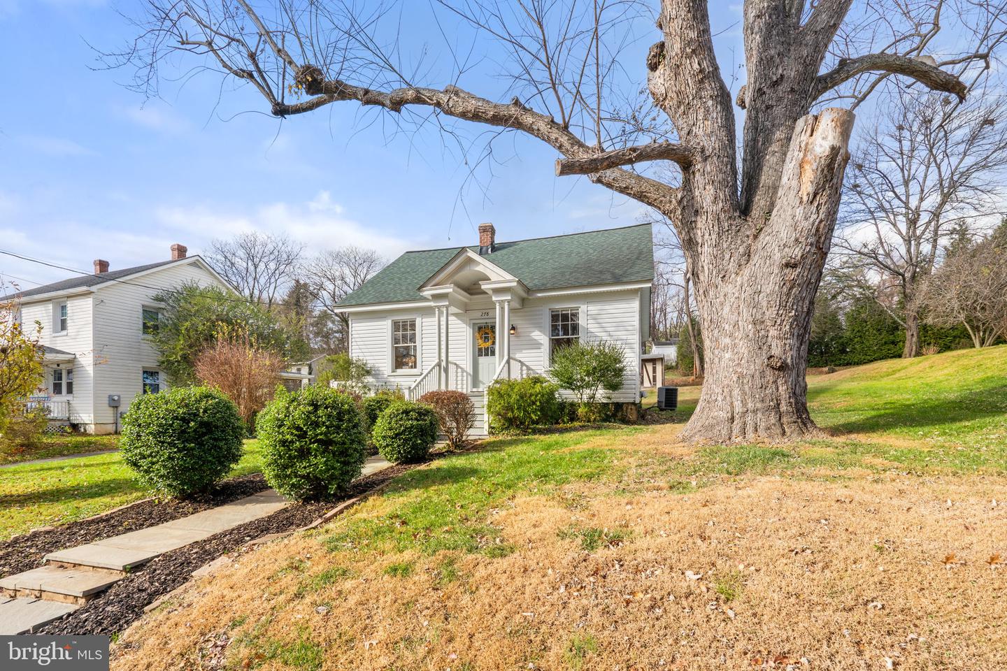 278 ALEXANDRIA PIKE, WARRENTON, Virginia 20186, 3 Bedrooms Bedrooms, ,2 BathroomsBathrooms,Residential,For sale,278 ALEXANDRIA PIKE,VAFQ2019682 MLS # VAFQ2019682 278 ALEXANDRIA PIKE, WARRENTON, Virginia 20186, 3 Bedrooms Bedrooms, ,2 BathroomsBathrooms,Residential,For sale,278 ALEXANDRIA PIKE,VAFQ2019682 MLS # VAFQ2019682