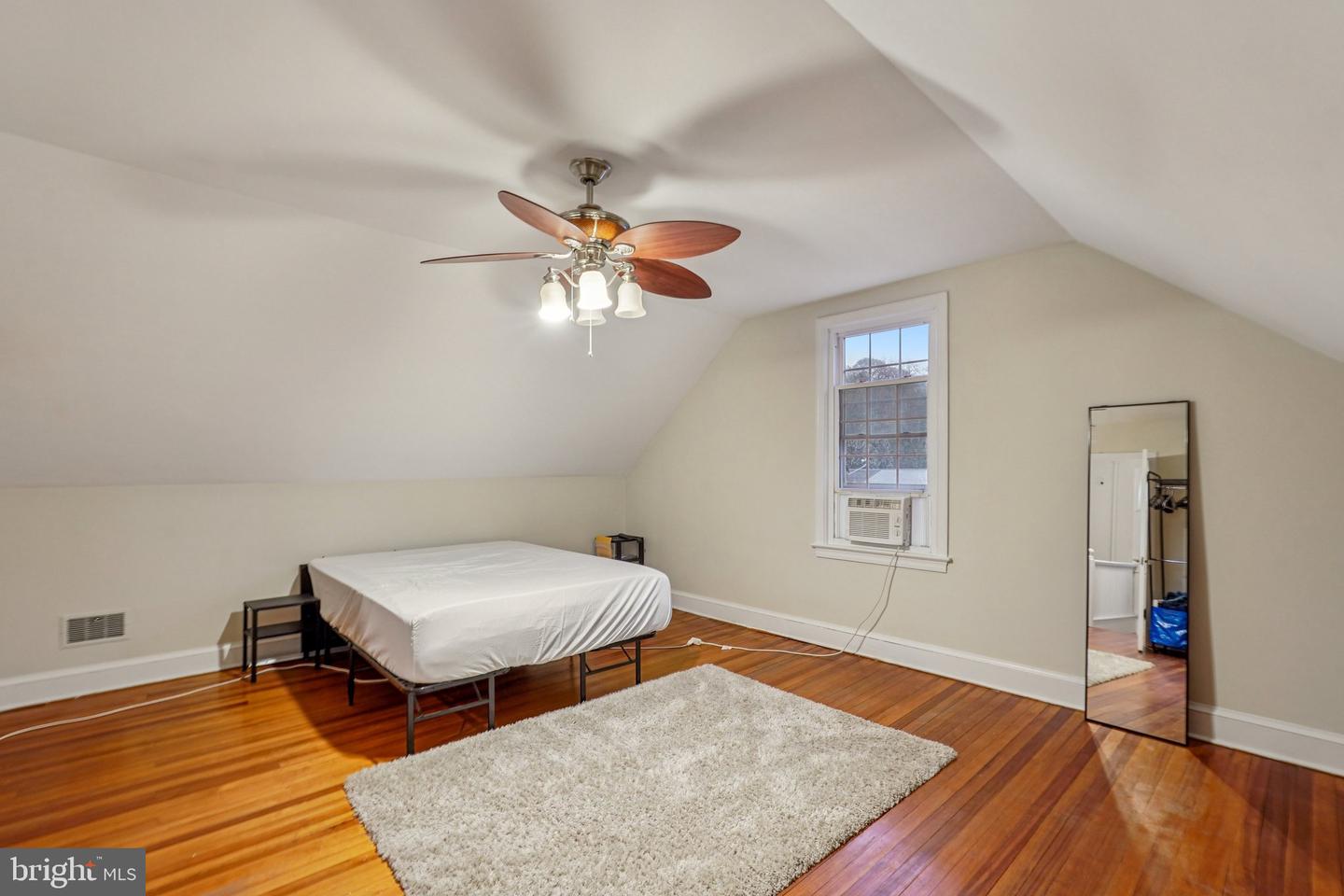 3422 PENNSYLVANIA AVE SE, WASHINGTON, District Of Columbia 20020, 5 Bedrooms Bedrooms, ,2 BathroomsBathrooms,Residential,For sale,3422 PENNSYLVANIA AVE SE,DCDC2232012 MLS # DCDC2232012