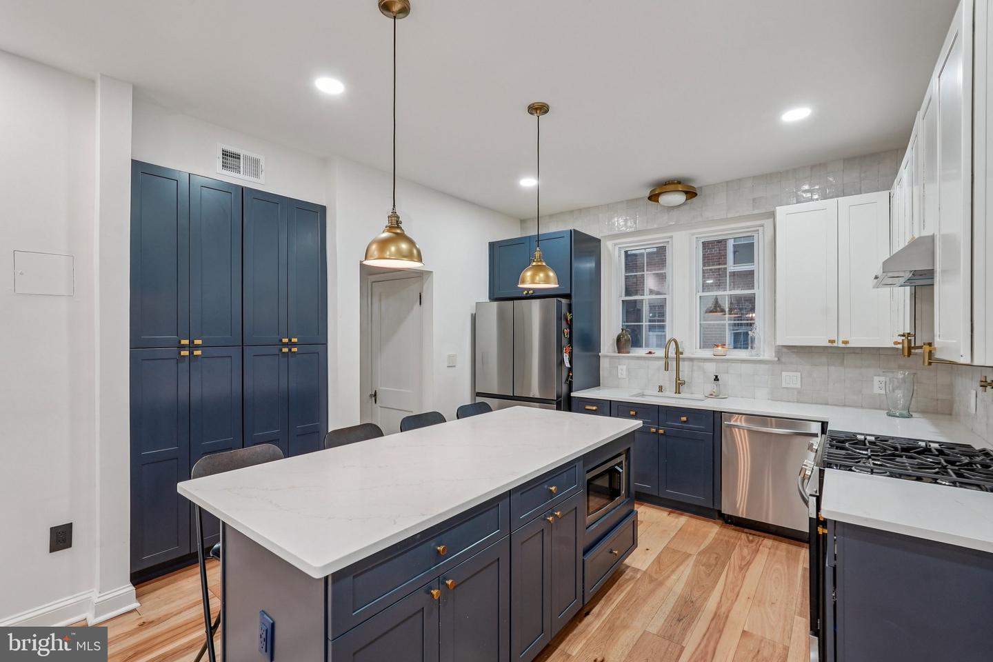 3422 PENNSYLVANIA AVE SE, WASHINGTON, District Of Columbia 20020, 5 Bedrooms Bedrooms, ,2 BathroomsBathrooms,Residential,For sale,3422 PENNSYLVANIA AVE SE,DCDC2232012 MLS # DCDC2232012