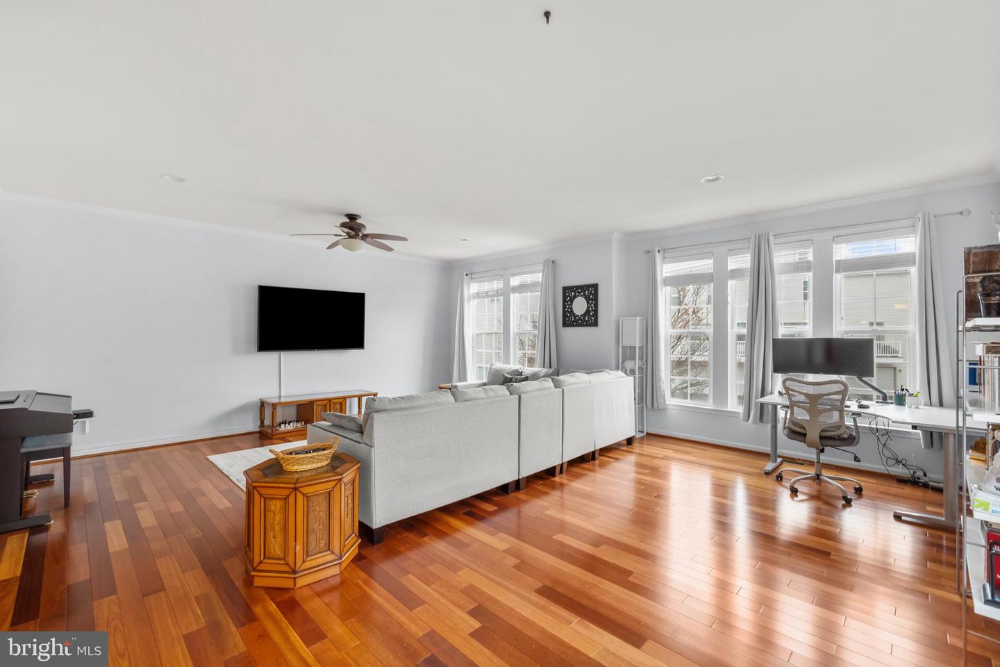 42462 GREAT HERON SQ, BRAMBLETON, Virginia 20148, 3 Bedrooms Bedrooms, ,2 BathroomsBathrooms,Residential,For sale,42462 GREAT HERON SQ,VALO2111218 MLS # VALO2111218 42462 GREAT HERON SQ, BRAMBLETON, Virginia 20148, 3 Bedrooms Bedrooms, ,2 BathroomsBathrooms,Residential,For sale,42462 GREAT HERON SQ,VALO2111218 MLS # VALO2111218