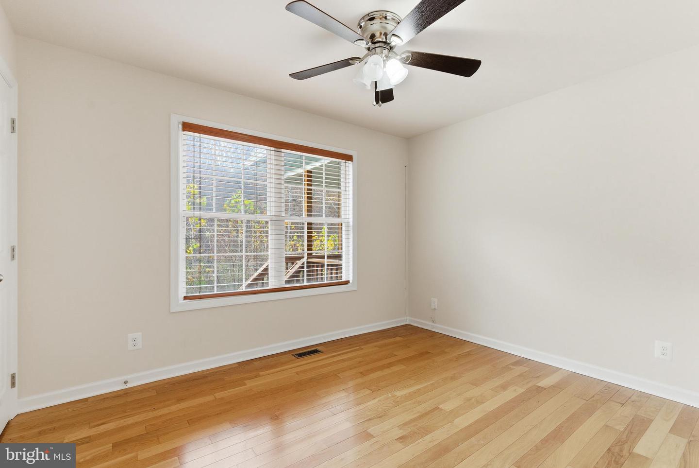 11 MARINO LN, FRONT ROYAL, Virginia 22630, 3 Bedrooms Bedrooms, ,2 BathroomsBathrooms,Residential,For sale,11 MARINO LN,VAWR2012796 MLS # VAWR2012796