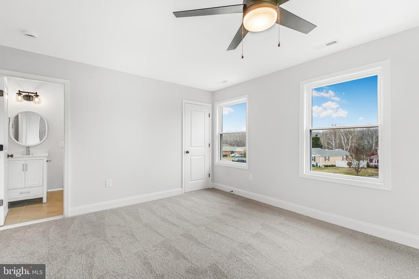 1002 POTOMAC DR, STAFFORD, Virginia 22554, 6 Bedrooms Bedrooms, ,4 BathroomsBathrooms,Residential,For sale,1002 POTOMAC DR,VAST2044268 MLS # VAST2044268 1002 POTOMAC DR, STAFFORD, Virginia 22554, 6 Bedrooms Bedrooms, ,4 BathroomsBathrooms,Residential,For sale,1002 POTOMAC DR,VAST2044268 MLS # VAST2044268