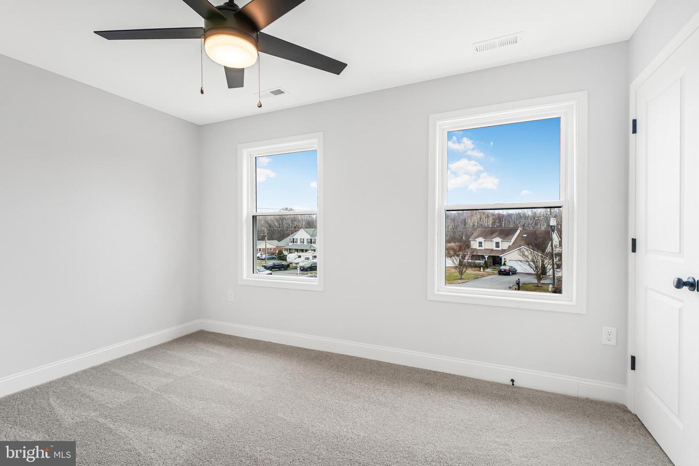 1002 POTOMAC DR, STAFFORD, Virginia 22554, 6 Bedrooms Bedrooms, ,4 BathroomsBathrooms,Residential,For sale,1002 POTOMAC DR,VAST2044268 MLS # VAST2044268 1002 POTOMAC DR, STAFFORD, Virginia 22554, 6 Bedrooms Bedrooms, ,4 BathroomsBathrooms,Residential,For sale,1002 POTOMAC DR,VAST2044268 MLS # VAST2044268