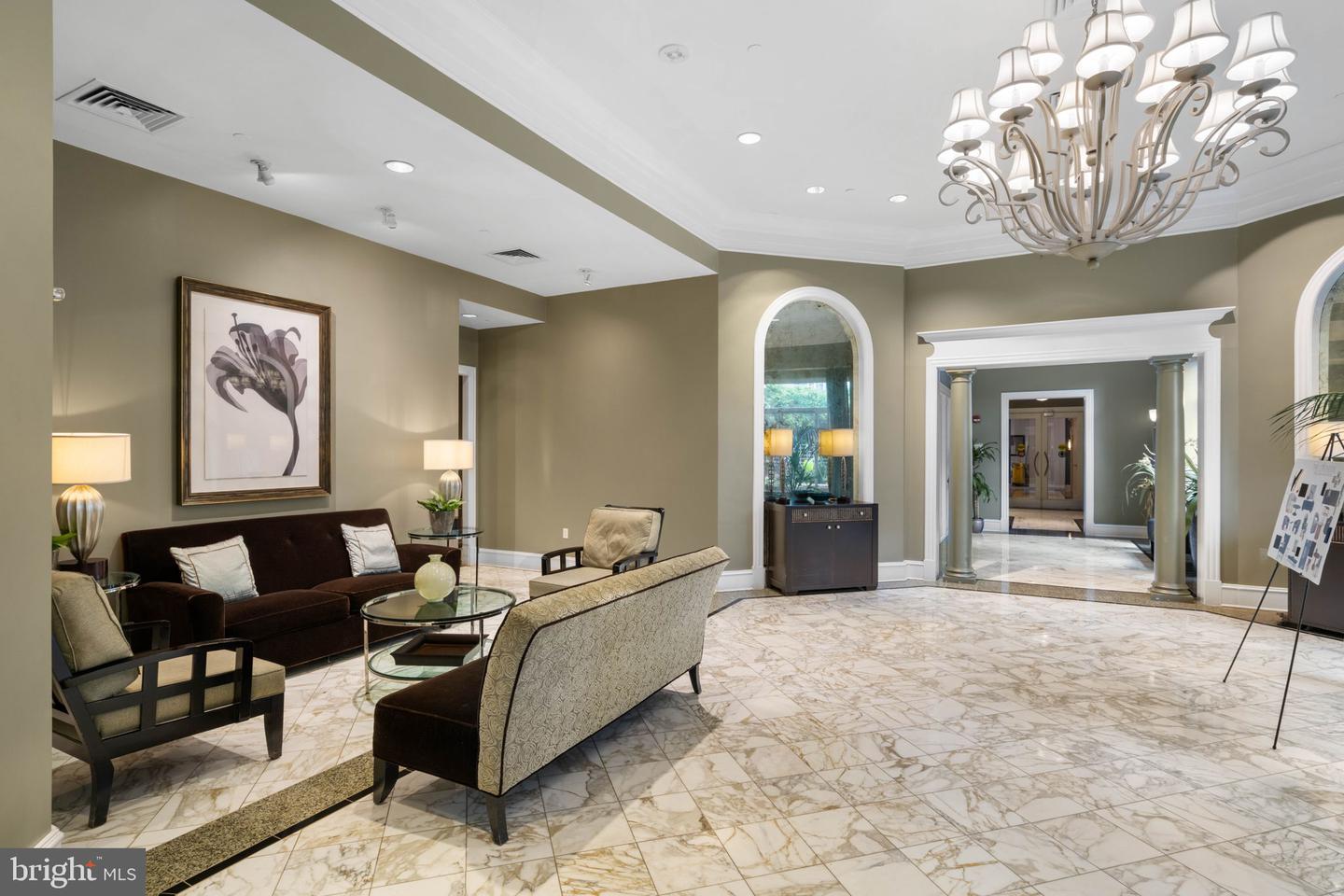 851 N GLEBE RD #1011, ARLINGTON, Virginia 22203, 2 Bedrooms Bedrooms, ,2 BathroomsBathrooms,Residential,For sale,851 N GLEBE RD #1011,VAAR2066100 MLS # VAAR2066100