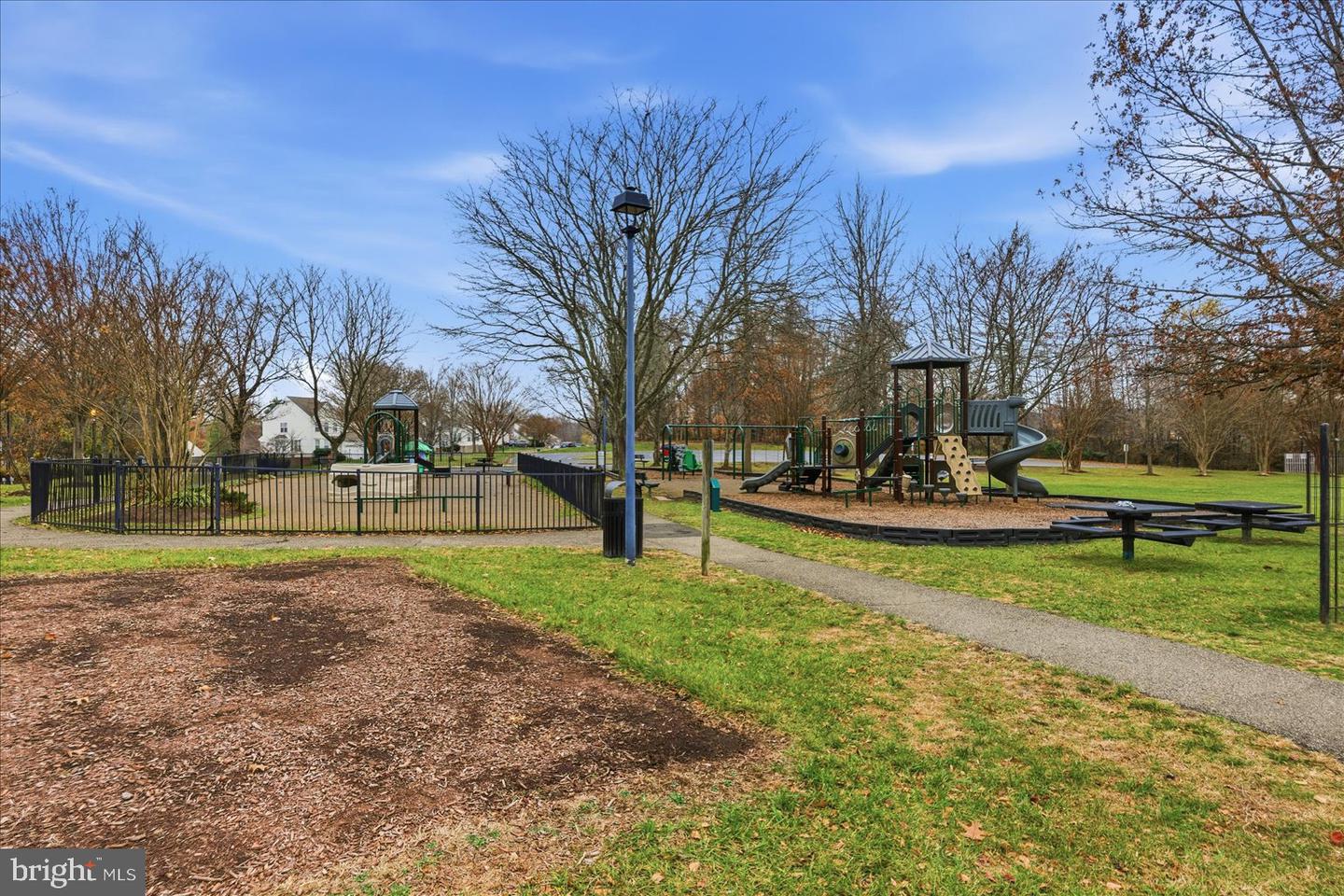 15719 LONDON PL, DUMFRIES, Virginia 22025, 4 Bedrooms Bedrooms, ,3 BathroomsBathrooms,Residential,For sale,15719 LONDON PL,VAPW2107896 MLS # VAPW2107896