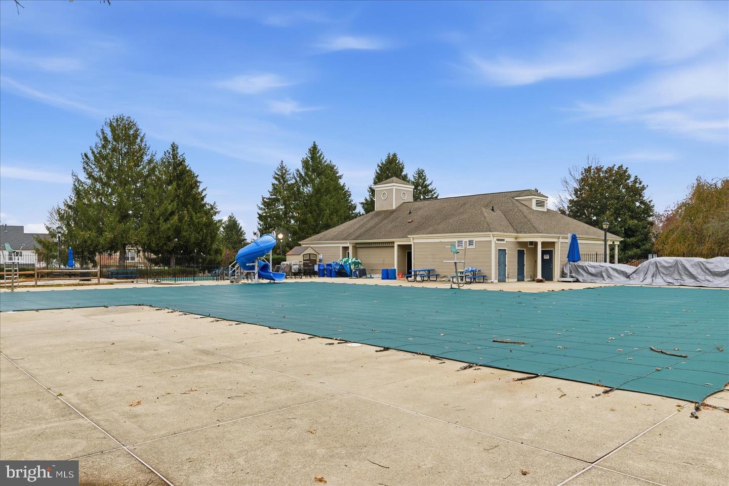 15719 LONDON PL, DUMFRIES, Virginia 22025, 4 Bedrooms Bedrooms, ,3 BathroomsBathrooms,Residential,For sale,15719 LONDON PL,VAPW2107896 MLS # VAPW2107896