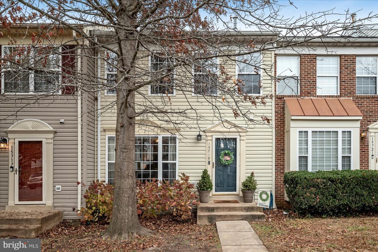 15719 LONDON PL, DUMFRIES, Virginia 22025, 4 Bedrooms Bedrooms, ,3 BathroomsBathrooms,Residential,For sale,15719 LONDON PL,VAPW2107896 MLS # VAPW2107896