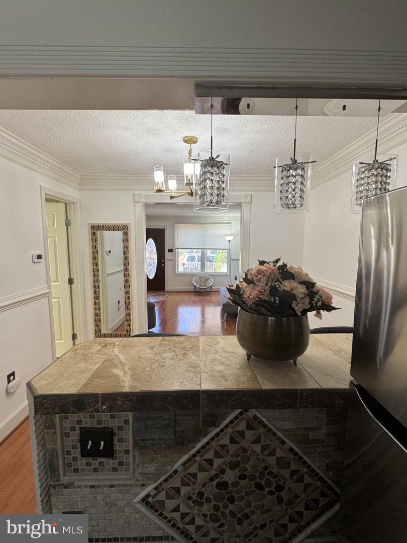 3739 MARK DR, ALEXANDRIA, Virginia 22305, 3 Bedrooms Bedrooms, ,2 BathroomsBathrooms,Residential,For sale,3739 MARK DR,VAAX2051882 MLS # VAAX2051882