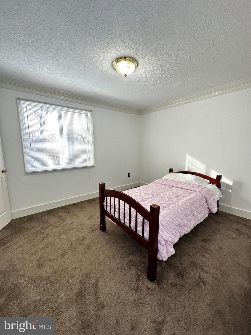 3739 MARK DR, ALEXANDRIA, Virginia 22305, 3 Bedrooms Bedrooms, ,2 BathroomsBathrooms,Residential,For sale,3739 MARK DR,VAAX2051882 MLS # VAAX2051882