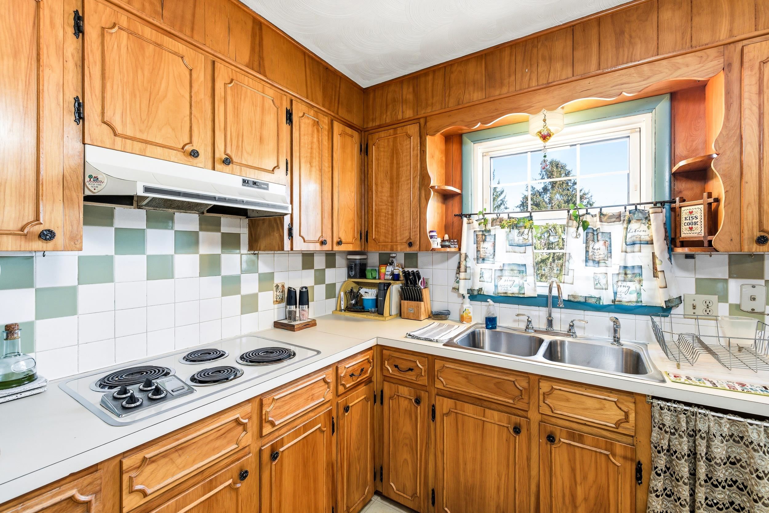 808 11TH ST, GROTTOES, Virginia 24441, 3 Bedrooms Bedrooms, ,1 BathroomBathrooms,Residential,808 11th Street, Grottoes, VA 24441,808 11TH ST,671357 MLS # 671357