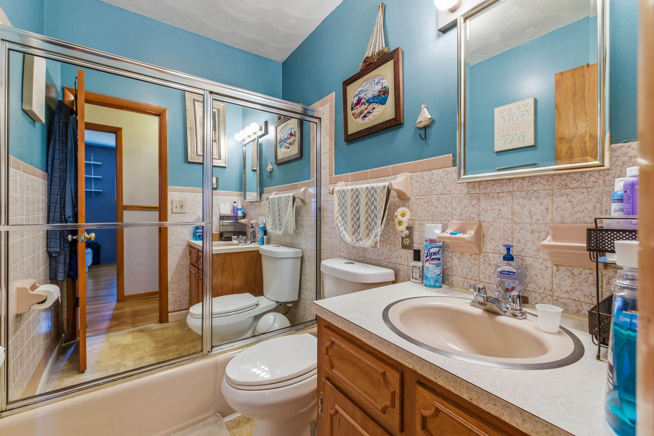 808 11TH ST, GROTTOES, Virginia 24441, 3 Bedrooms Bedrooms, ,1 BathroomBathrooms,Residential,808 11th Street, Grottoes, VA 24441,808 11TH ST,671357 MLS # 671357