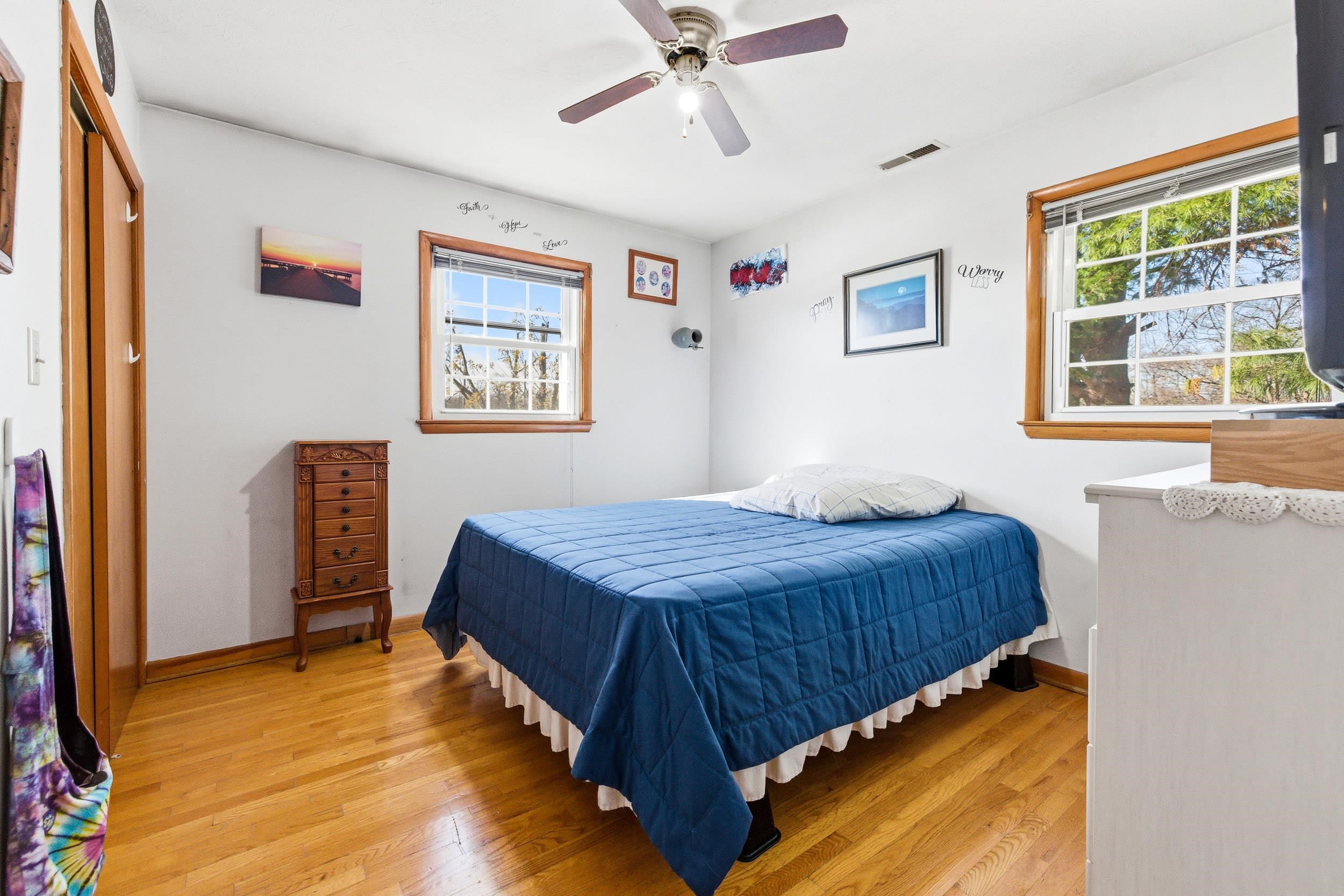 808 11TH ST, GROTTOES, Virginia 24441, 3 Bedrooms Bedrooms, ,1 BathroomBathrooms,Residential,808 11th Street, Grottoes, VA 24441,808 11TH ST,671357 MLS # 671357