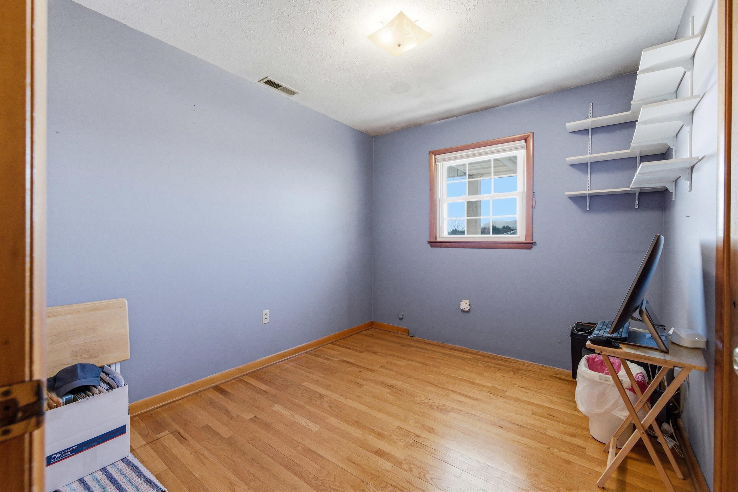 808 11TH ST, GROTTOES, Virginia 24441, 3 Bedrooms Bedrooms, ,1 BathroomBathrooms,Residential,808 11th Street, Grottoes, VA 24441,808 11TH ST,671357 MLS # 671357