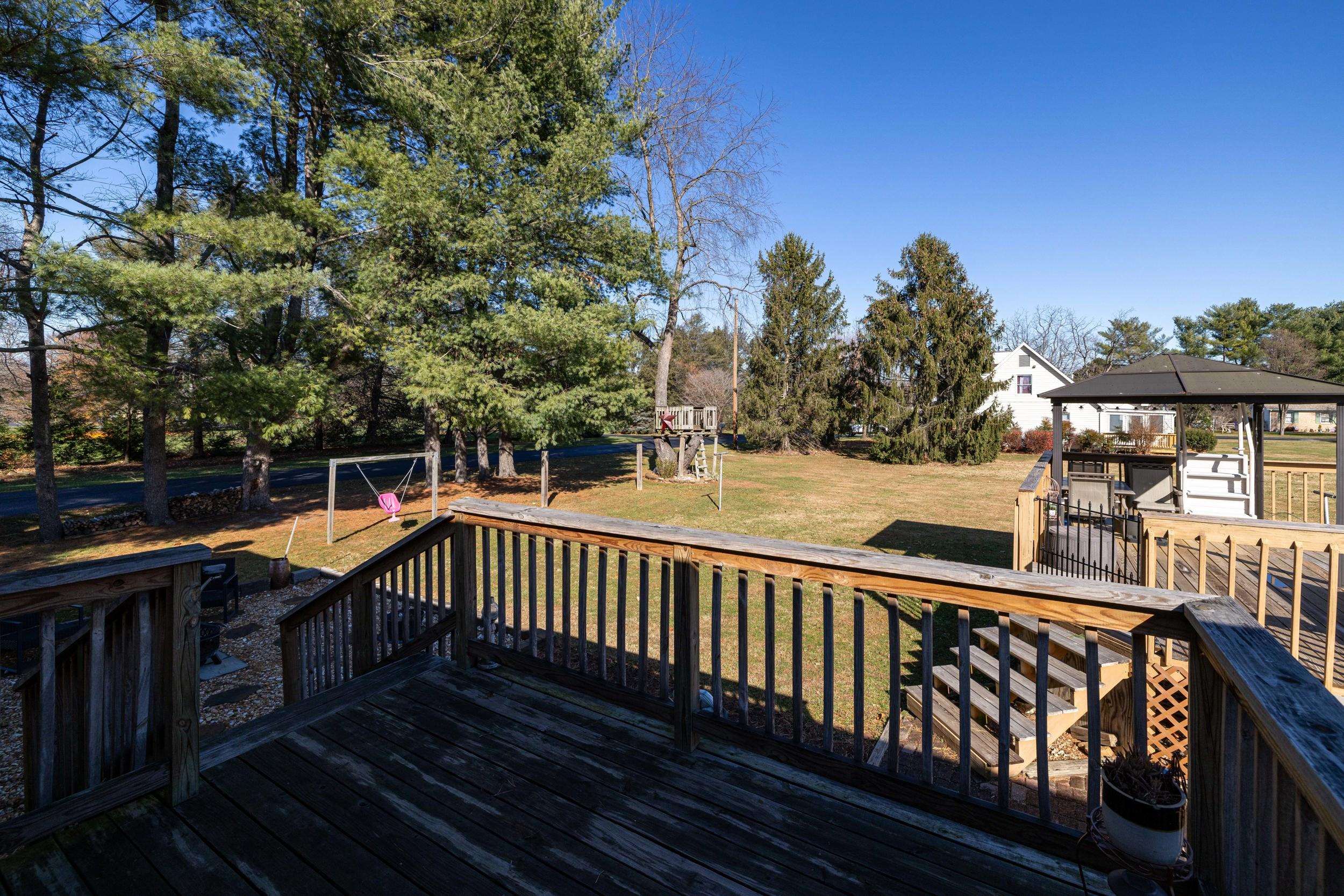 808 11TH ST, GROTTOES, Virginia 24441, 3 Bedrooms Bedrooms, ,1 BathroomBathrooms,Residential,808 11th Street, Grottoes, VA 24441,808 11TH ST,671357 MLS # 671357