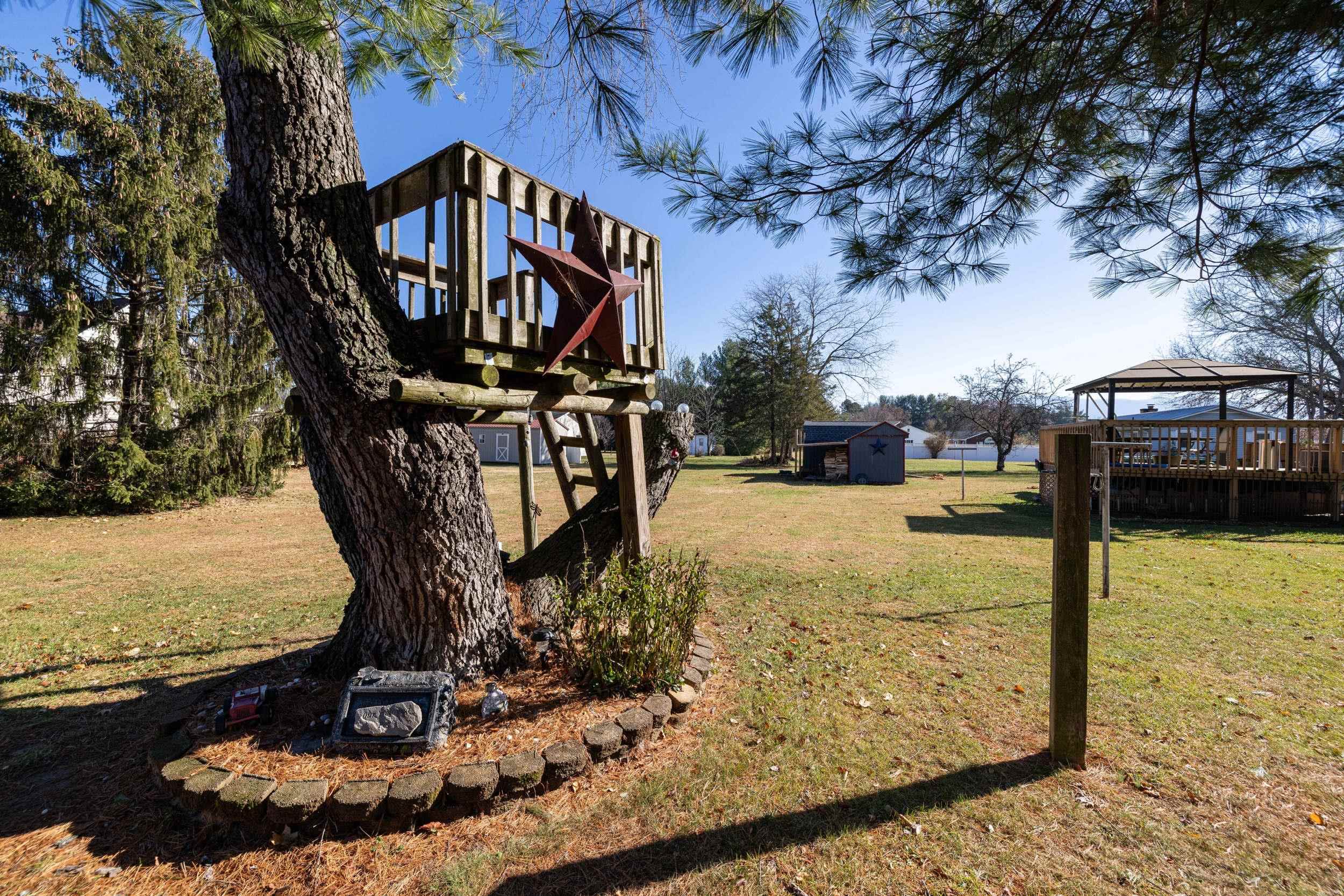 808 11TH ST, GROTTOES, Virginia 24441, 3 Bedrooms Bedrooms, ,1 BathroomBathrooms,Residential,808 11th Street, Grottoes, VA 24441,808 11TH ST,671357 MLS # 671357