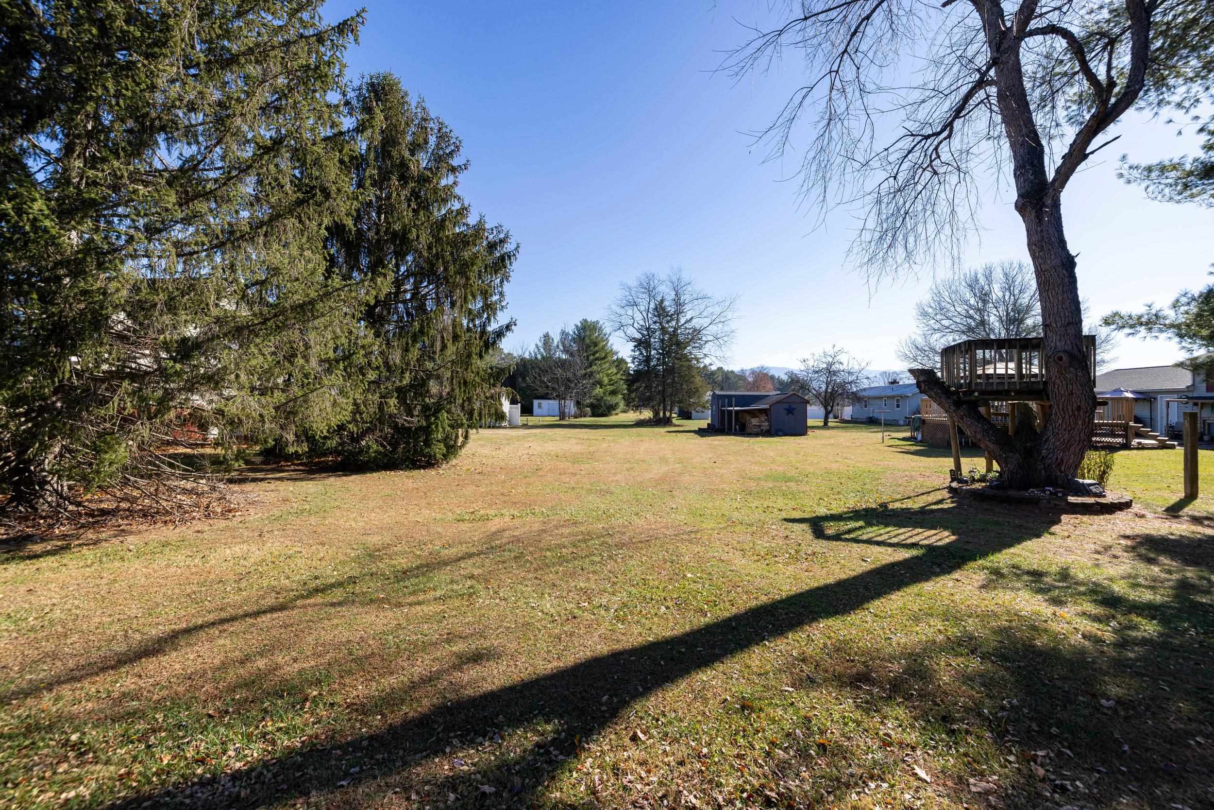 808 11TH ST, GROTTOES, Virginia 24441, 3 Bedrooms Bedrooms, ,1 BathroomBathrooms,Residential,808 11th Street, Grottoes, VA 24441,808 11TH ST,671357 MLS # 671357