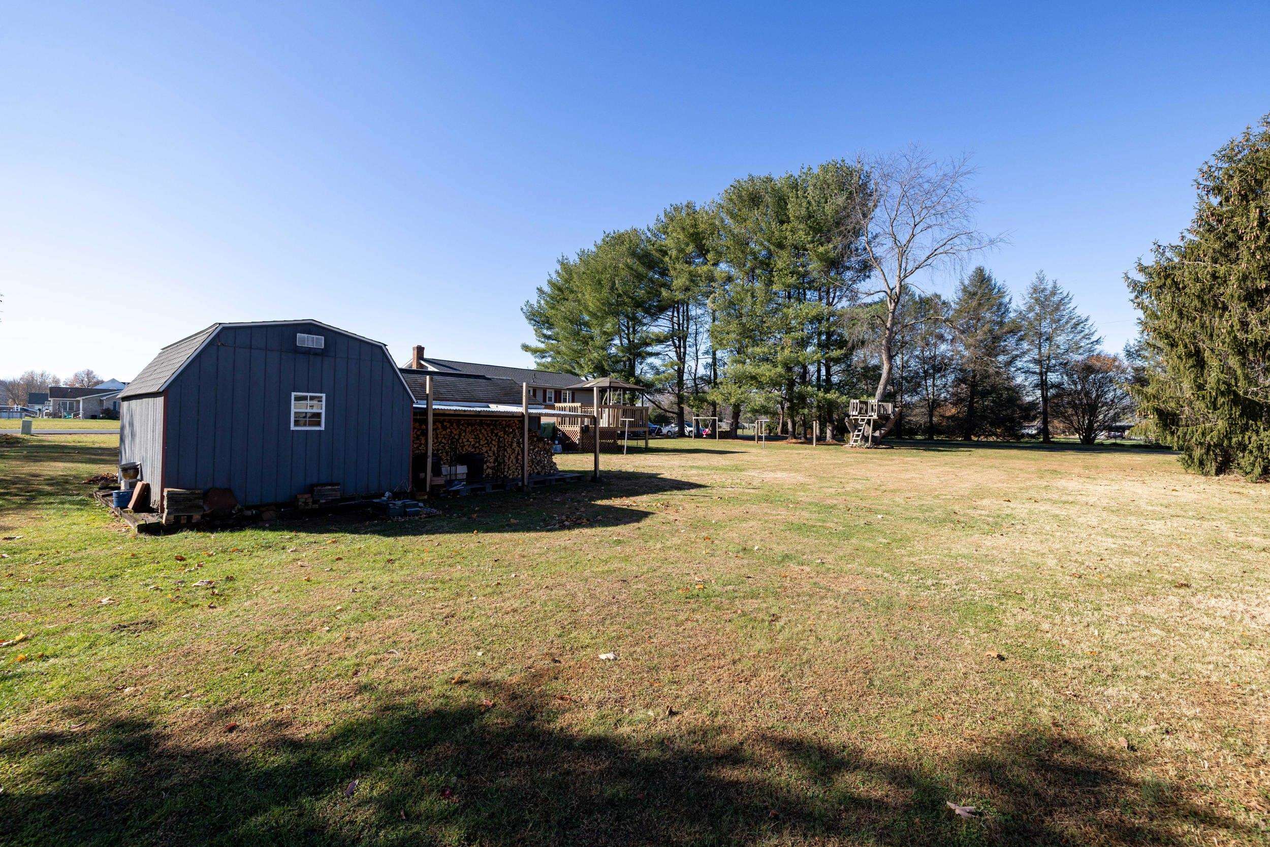 808 11TH ST, GROTTOES, Virginia 24441, 3 Bedrooms Bedrooms, ,1 BathroomBathrooms,Residential,808 11th Street, Grottoes, VA 24441,808 11TH ST,671357 MLS # 671357