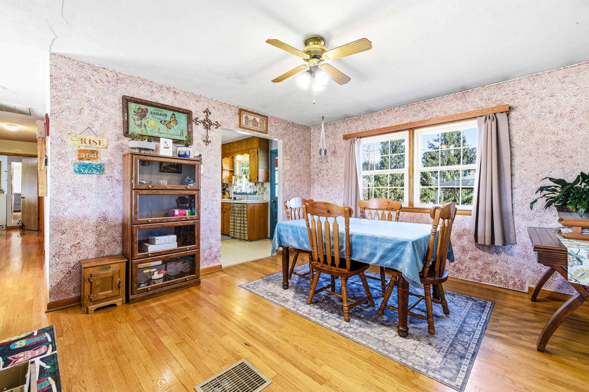 808 11TH ST, GROTTOES, Virginia 24441, 3 Bedrooms Bedrooms, ,1 BathroomBathrooms,Residential,808 11th Street, Grottoes, VA 24441,808 11TH ST,671357 MLS # 671357