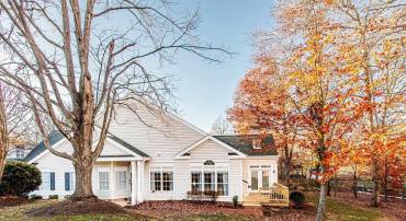 3350 ARBOR TER, CHARLOTTESVILLE, Virginia 22911, 2 Bedrooms Bedrooms, ,2 BathroomsBathrooms,Residential,For sale,3350 ARBOR TER,671166 MLS # 671166