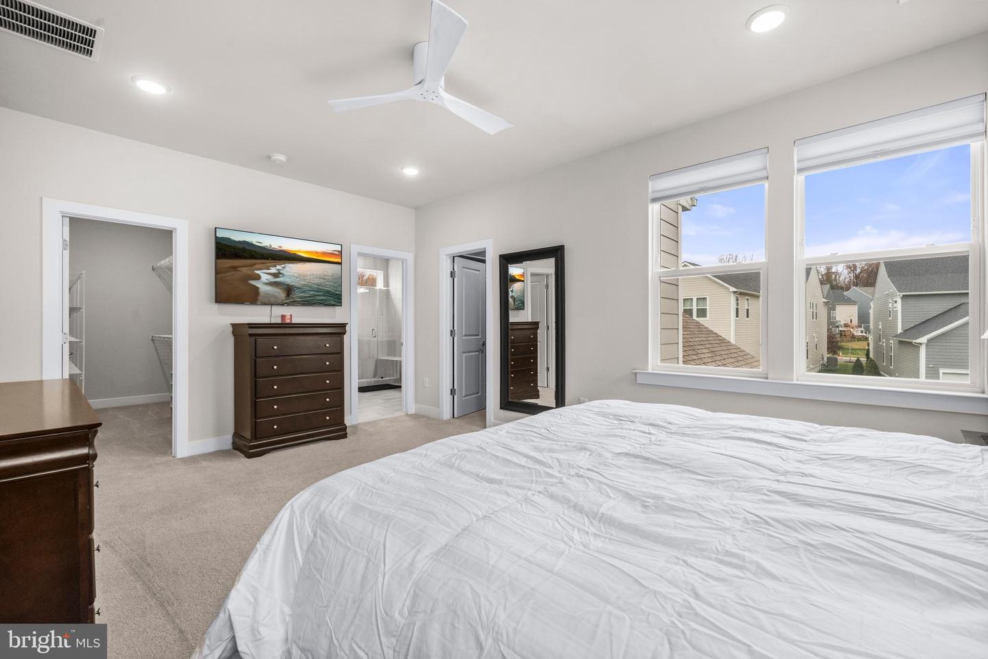 1814 RIVER HERITAGE BLVD, DUMFRIES, Virginia 22026, 5 Bedrooms Bedrooms, 12 Rooms Rooms,4 BathroomsBathrooms,Residential,For sale,1814 RIVER HERITAGE BLVD,VAPW2107876 MLS # VAPW2107876 1814 RIVER HERITAGE BLVD, DUMFRIES, Virginia 22026, 5 Bedrooms Bedrooms, 12 Rooms Rooms,4 BathroomsBathrooms,Residential,For sale,1814 RIVER HERITAGE BLVD,VAPW2107876 MLS # VAPW2107876