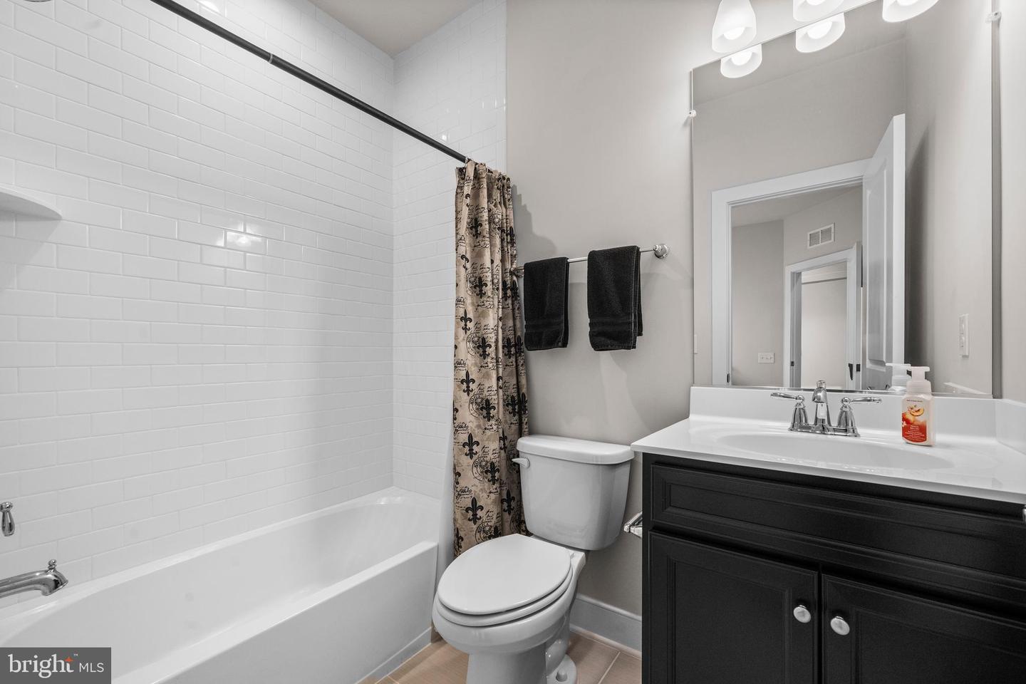 1814 RIVER HERITAGE BLVD, DUMFRIES, Virginia 22026, 5 Bedrooms Bedrooms, 12 Rooms Rooms,4 BathroomsBathrooms,Residential,For sale,1814 RIVER HERITAGE BLVD,VAPW2107876 MLS # VAPW2107876 1814 RIVER HERITAGE BLVD, DUMFRIES, Virginia 22026, 5 Bedrooms Bedrooms, 12 Rooms Rooms,4 BathroomsBathrooms,Residential,For sale,1814 RIVER HERITAGE BLVD,VAPW2107876 MLS # VAPW2107876