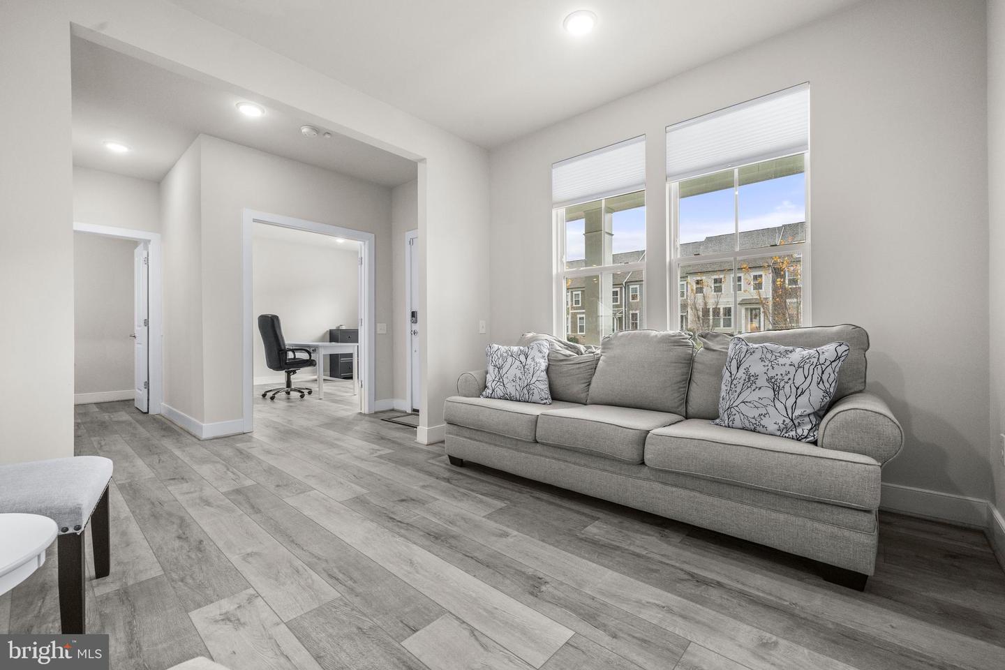 1814 RIVER HERITAGE BLVD, DUMFRIES, Virginia 22026, 5 Bedrooms Bedrooms, 12 Rooms Rooms,4 BathroomsBathrooms,Residential,For sale,1814 RIVER HERITAGE BLVD,VAPW2107876 MLS # VAPW2107876 1814 RIVER HERITAGE BLVD, DUMFRIES, Virginia 22026, 5 Bedrooms Bedrooms, 12 Rooms Rooms,4 BathroomsBathrooms,Residential,For sale,1814 RIVER HERITAGE BLVD,VAPW2107876 MLS # VAPW2107876