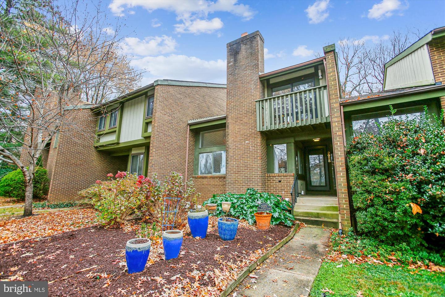 2025 WINGED FOOT CT, RESTON, Virginia 20191, 3 Bedrooms Bedrooms, ,2 BathroomsBathrooms,Residential,For sale,2025 WINGED FOOT CT,VAFX2279528 MLS # VAFX2279528