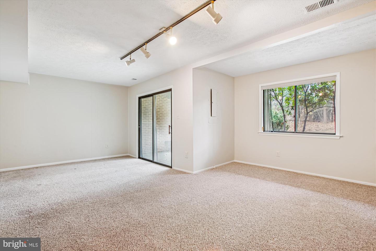 2025 WINGED FOOT CT, RESTON, Virginia 20191, 3 Bedrooms Bedrooms, ,2 BathroomsBathrooms,Residential,For sale,2025 WINGED FOOT CT,VAFX2279528 MLS # VAFX2279528