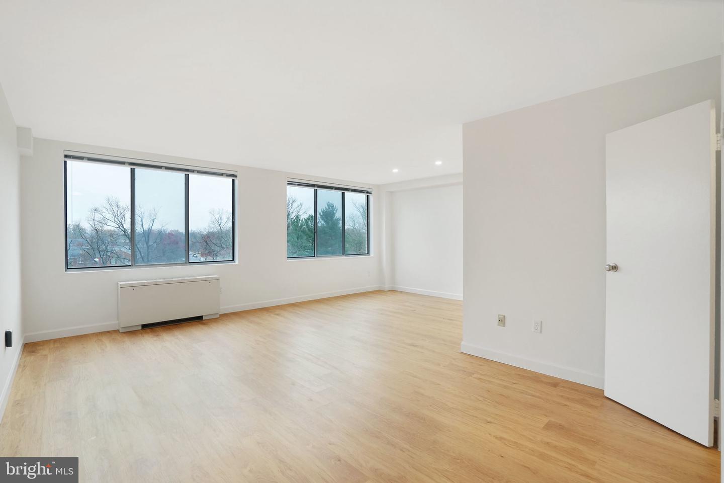 6621 WAKEFIELD DR #418, ALEXANDRIA, Virginia 22307, 1 Bedroom Bedrooms, ,1 BathroomBathrooms,Residential,For sale,6621 WAKEFIELD DR #418,VAFX2279550 MLS # VAFX2279550