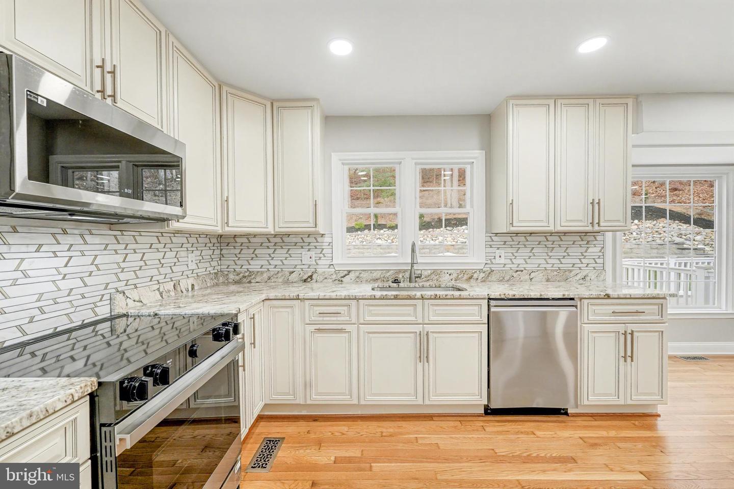 2008 COAST GUARD DR, STAFFORD, Virginia 22554, 3 Bedrooms Bedrooms, 15 Rooms Rooms,3 BathroomsBathrooms,Residential,For sale,2008 COAST GUARD DR,VAST2044300 MLS # VAST2044300