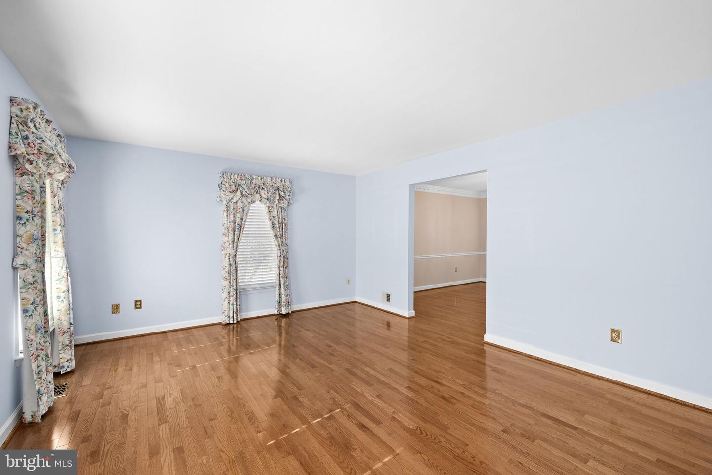 7909 WESTBURY MANOR DR, FREDERICKSBURG, Virginia 22407, 4 Bedrooms Bedrooms, ,3 BathroomsBathrooms,Residential,For sale,7909 WESTBURY MANOR DR,VASP2037658 MLS # VASP2037658