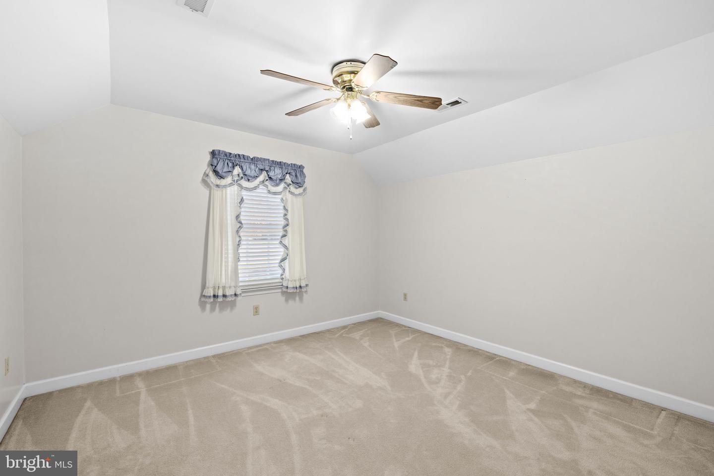 7909 WESTBURY MANOR DR, FREDERICKSBURG, Virginia 22407, 4 Bedrooms Bedrooms, ,3 BathroomsBathrooms,Residential,For sale,7909 WESTBURY MANOR DR,VASP2037658 MLS # VASP2037658