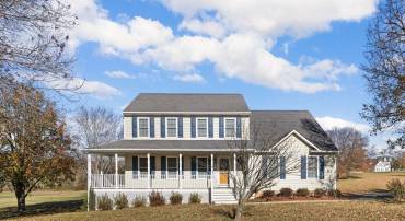 7909 WESTBURY MANOR DR, FREDERICKSBURG, Virginia 22407, 4 Bedrooms Bedrooms, ,3 BathroomsBathrooms,Residential,For sale,7909 WESTBURY MANOR DR,VASP2037658 MLS # VASP2037658