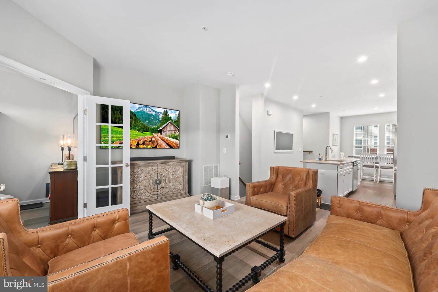 8246 KNIGHT STATION WAY, MANASSAS, Virginia 20110, 3 Bedrooms Bedrooms, ,3 BathroomsBathrooms,Residential,For sale,8246 KNIGHT STATION WAY,VAPW2107936 MLS # VAPW2107936