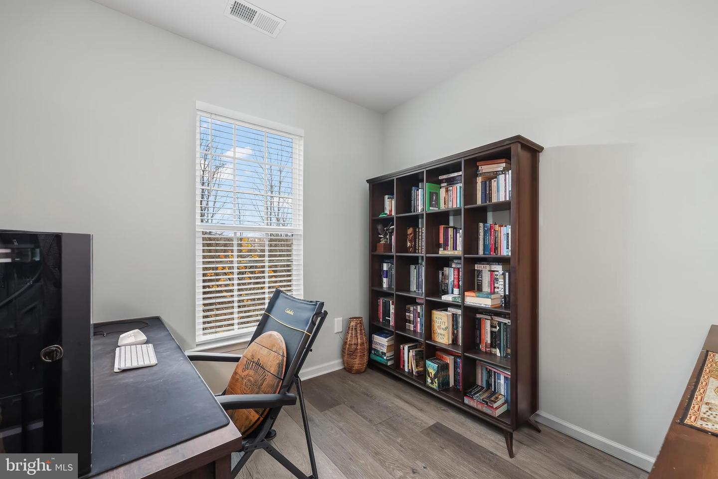 8246 KNIGHT STATION WAY, MANASSAS, Virginia 20110, 3 Bedrooms Bedrooms, ,3 BathroomsBathrooms,Residential,For sale,8246 KNIGHT STATION WAY,VAPW2107936 MLS # VAPW2107936