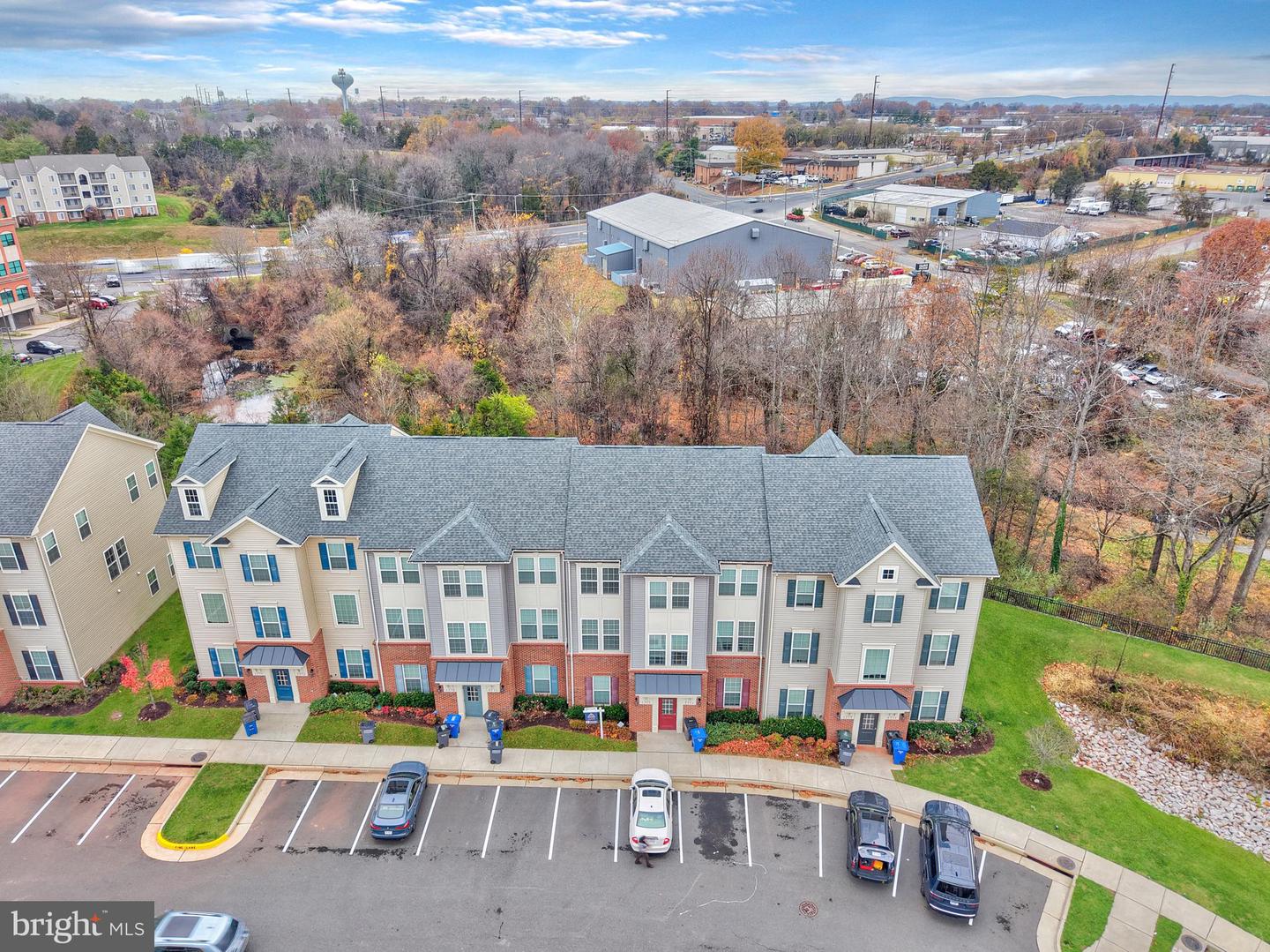 8246 KNIGHT STATION WAY, MANASSAS, Virginia 20110, 3 Bedrooms Bedrooms, ,3 BathroomsBathrooms,Residential,For sale,8246 KNIGHT STATION WAY,VAPW2107936 MLS # VAPW2107936