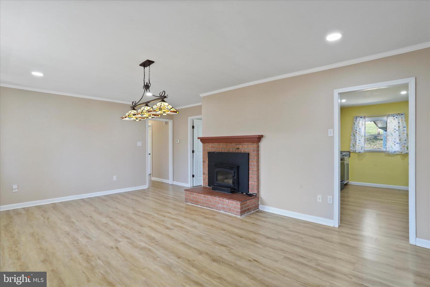 508 MASSANUTTEN HTS, WOODSTOCK, Virginia 22664, 4 Bedrooms Bedrooms, ,2 BathroomsBathrooms,Residential,For sale,508 MASSANUTTEN HTS,VASH2013024 MLS # VASH2013024