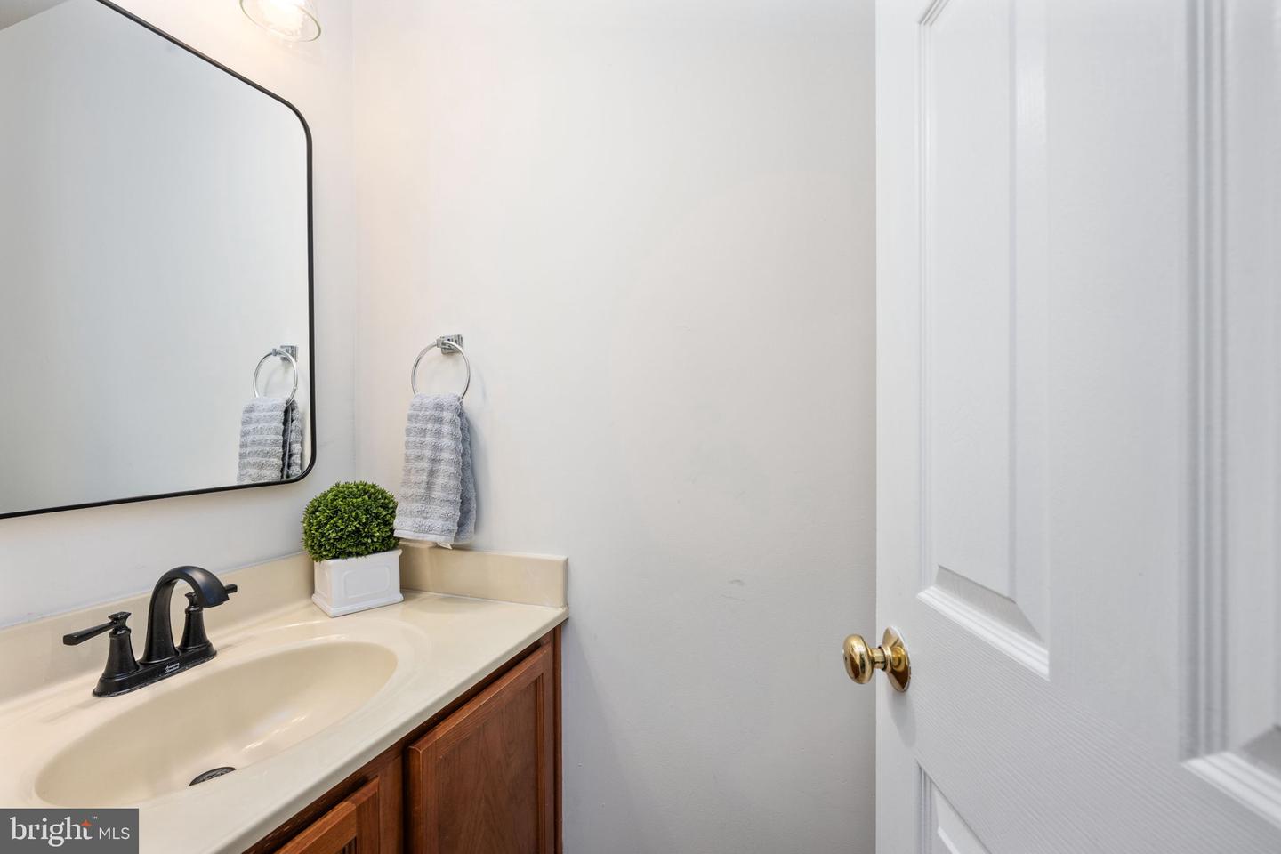 520 REDGROUND DR, RUTHER GLEN, Virginia 22546, 3 Bedrooms Bedrooms, ,2 BathroomsBathrooms,Residential,For sale,520 REDGROUND DR,VACV2009134 MLS # VACV2009134