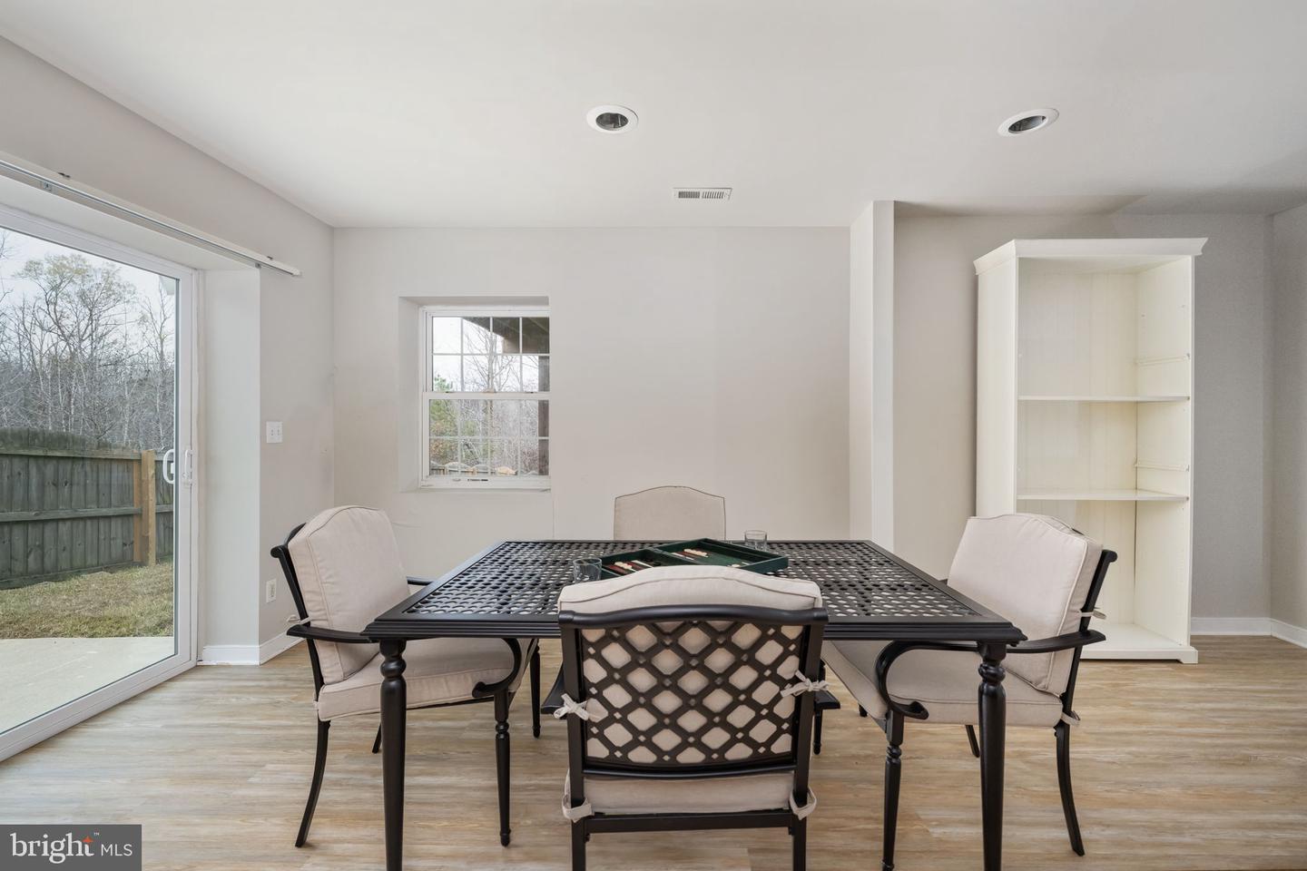 520 REDGROUND DR, RUTHER GLEN, Virginia 22546, 3 Bedrooms Bedrooms, ,2 BathroomsBathrooms,Residential,For sale,520 REDGROUND DR,VACV2009134 MLS # VACV2009134