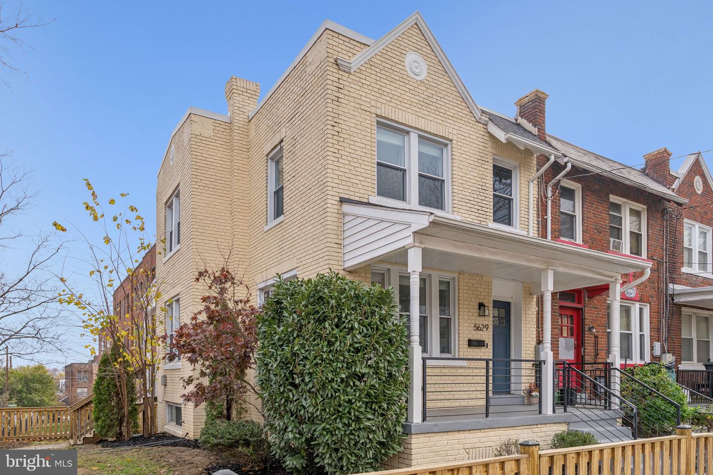 5629 8TH ST NW, WASHINGTON, District Of Columbia 20011, 3 Bedrooms Bedrooms, ,3 BathroomsBathrooms,Residential,For sale,5629 8TH ST NW,DCDC2232272 MLS # DCDC2232272