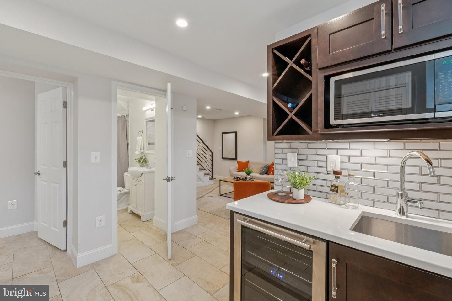 5629 8TH ST NW, WASHINGTON, District Of Columbia 20011, 3 Bedrooms Bedrooms, ,3 BathroomsBathrooms,Residential,For sale,5629 8TH ST NW,DCDC2232272 MLS # DCDC2232272