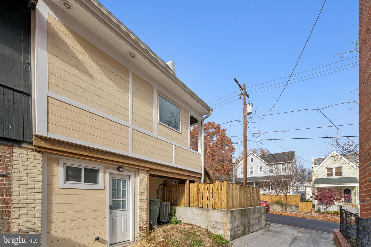 5629 8TH ST NW, WASHINGTON, District Of Columbia 20011, 3 Bedrooms Bedrooms, ,3 BathroomsBathrooms,Residential,For sale,5629 8TH ST NW,DCDC2232272 MLS # DCDC2232272