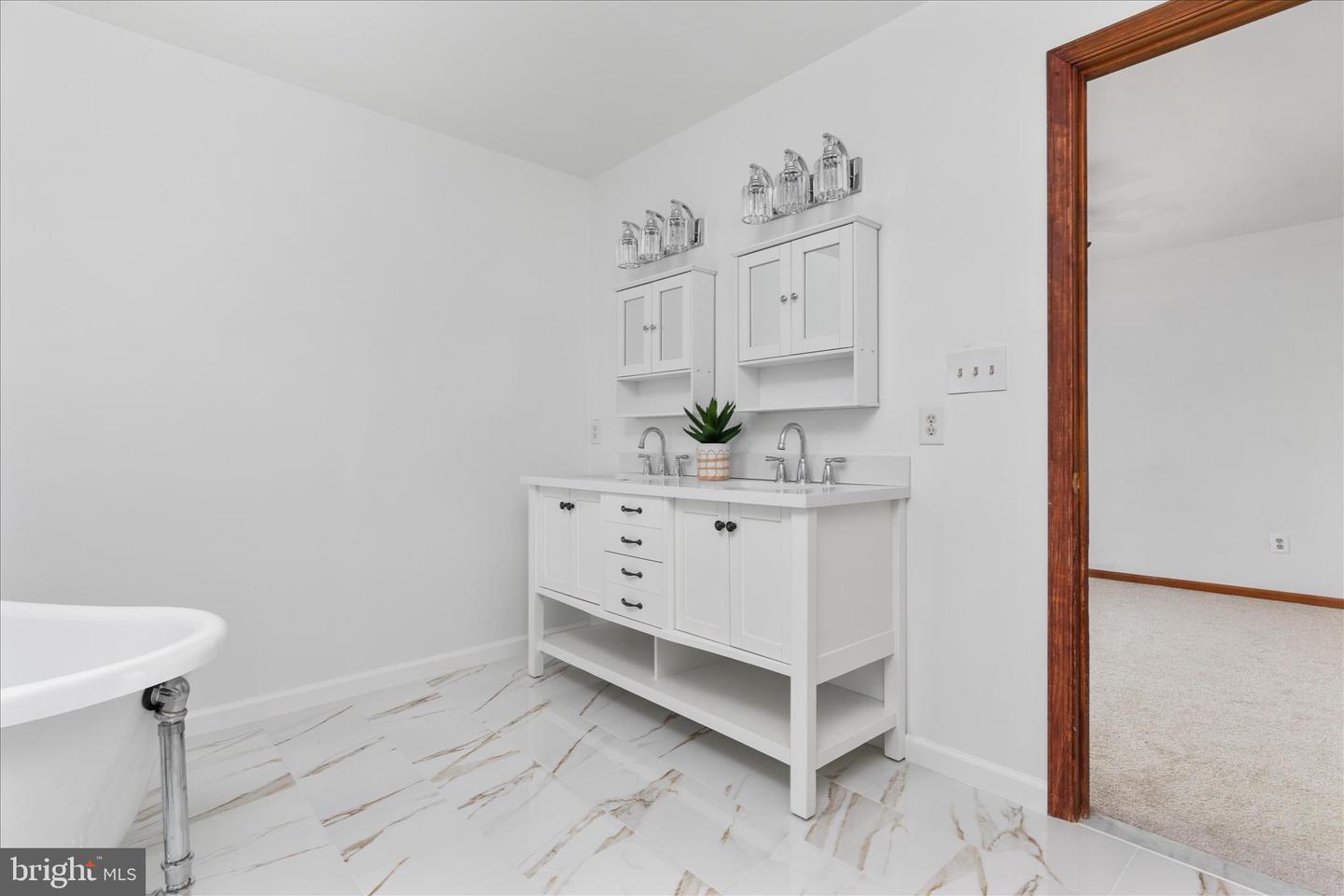 6241 DEBORAH DR, WARRENTON, Virginia 20187, 3 Bedrooms Bedrooms, ,2 BathroomsBathrooms,Residential,For sale,6241 DEBORAH DR,VAFQ2019710 MLS # VAFQ2019710 6241 DEBORAH DR, WARRENTON, Virginia 20187, 3 Bedrooms Bedrooms, ,2 BathroomsBathrooms,Residential,For sale,6241 DEBORAH DR,VAFQ2019710 MLS # VAFQ2019710