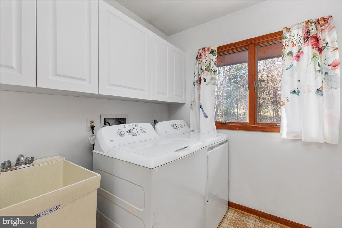 6241 DEBORAH DR, WARRENTON, Virginia 20187, 3 Bedrooms Bedrooms, ,2 BathroomsBathrooms,Residential,For sale,6241 DEBORAH DR,VAFQ2019710 MLS # VAFQ2019710 6241 DEBORAH DR, WARRENTON, Virginia 20187, 3 Bedrooms Bedrooms, ,2 BathroomsBathrooms,Residential,For sale,6241 DEBORAH DR,VAFQ2019710 MLS # VAFQ2019710