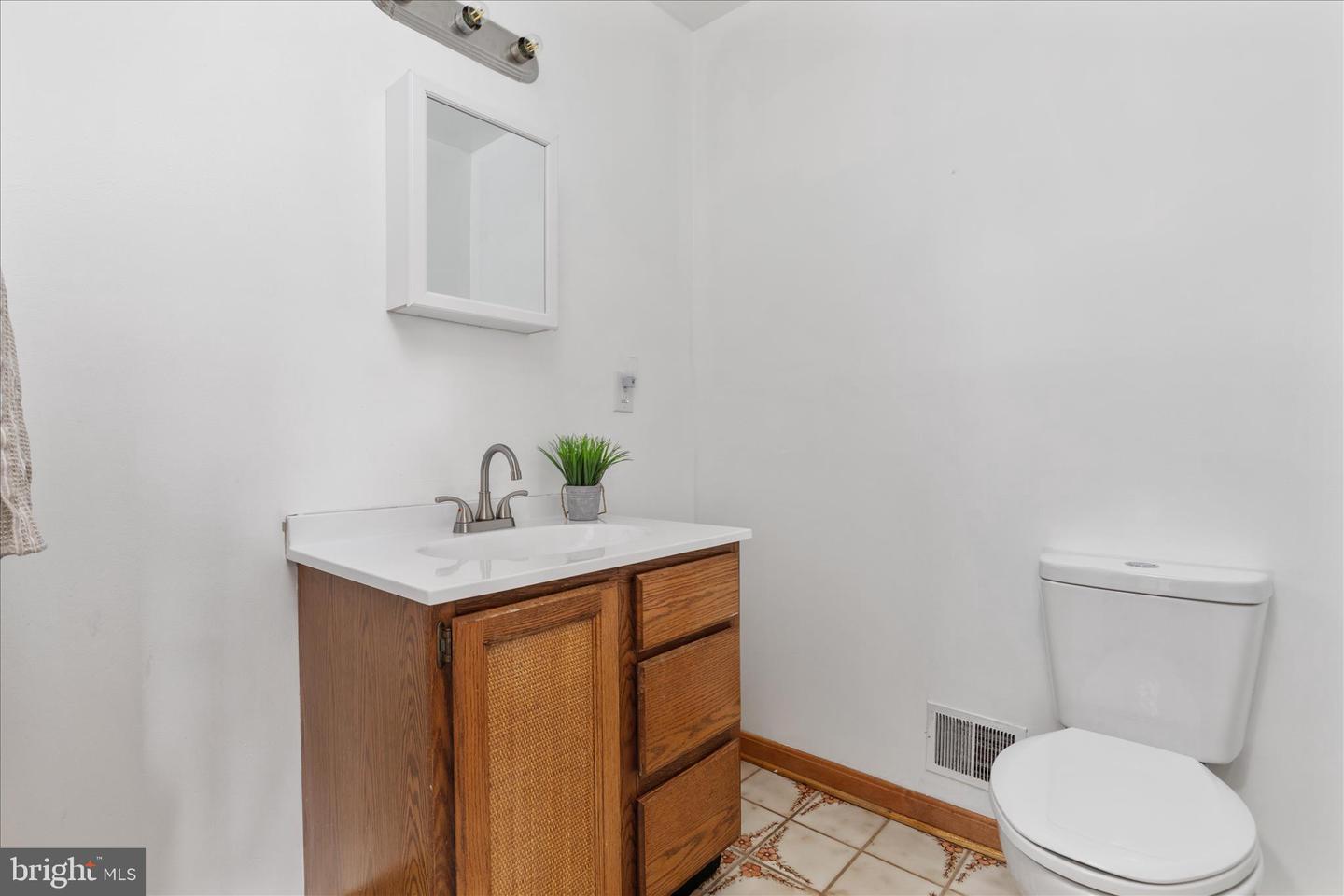 6241 DEBORAH DR, WARRENTON, Virginia 20187, 3 Bedrooms Bedrooms, ,2 BathroomsBathrooms,Residential,For sale,6241 DEBORAH DR,VAFQ2019710 MLS # VAFQ2019710 6241 DEBORAH DR, WARRENTON, Virginia 20187, 3 Bedrooms Bedrooms, ,2 BathroomsBathrooms,Residential,For sale,6241 DEBORAH DR,VAFQ2019710 MLS # VAFQ2019710