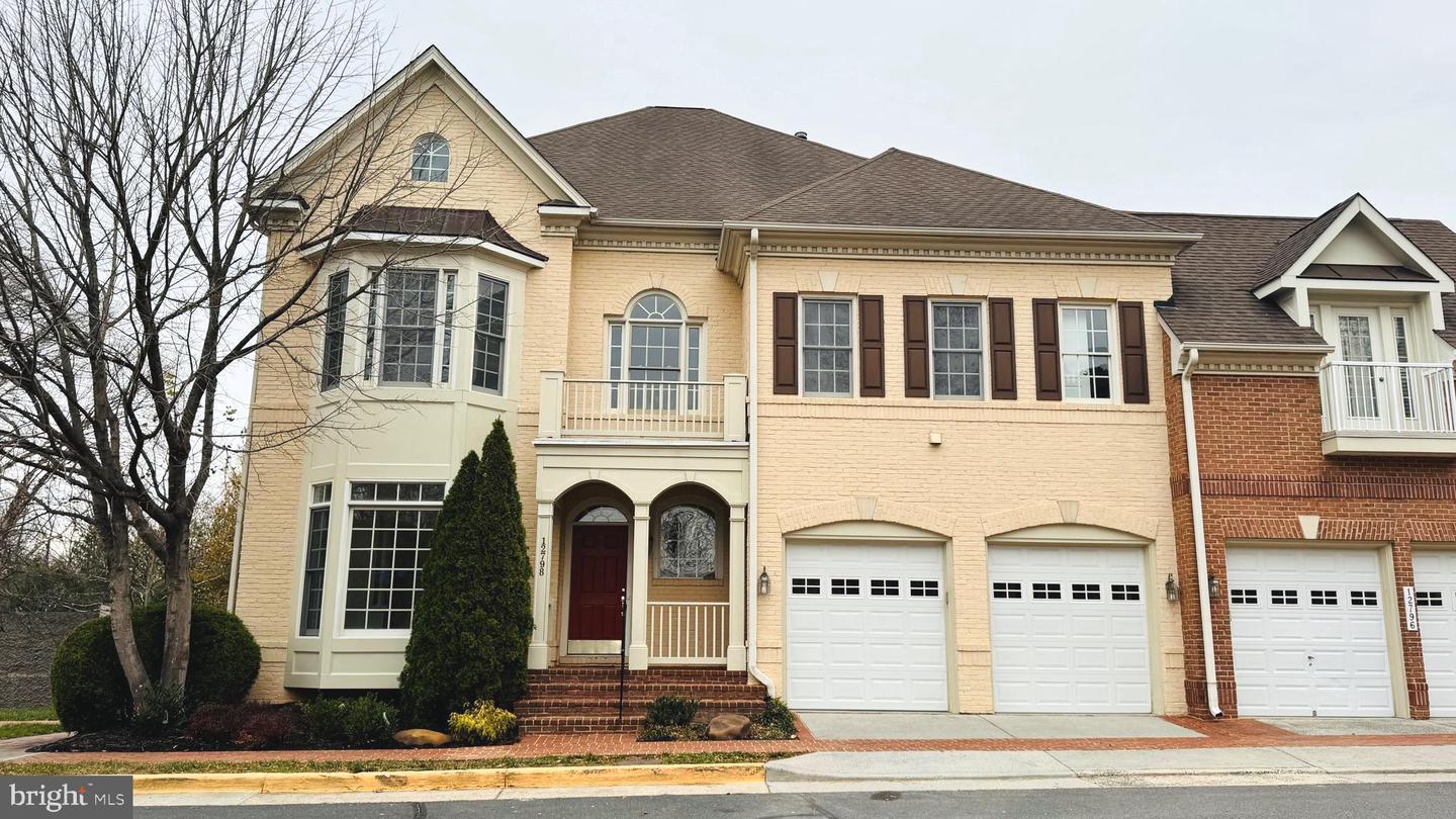 12798 FOX KEEP RUN, FAIRFAX, Virginia 22033, 4 Bedrooms Bedrooms, ,4 BathroomsBathrooms,Residential,For sale,12798 FOX KEEP RUN,VAFX2279654 MLS # VAFX2279654