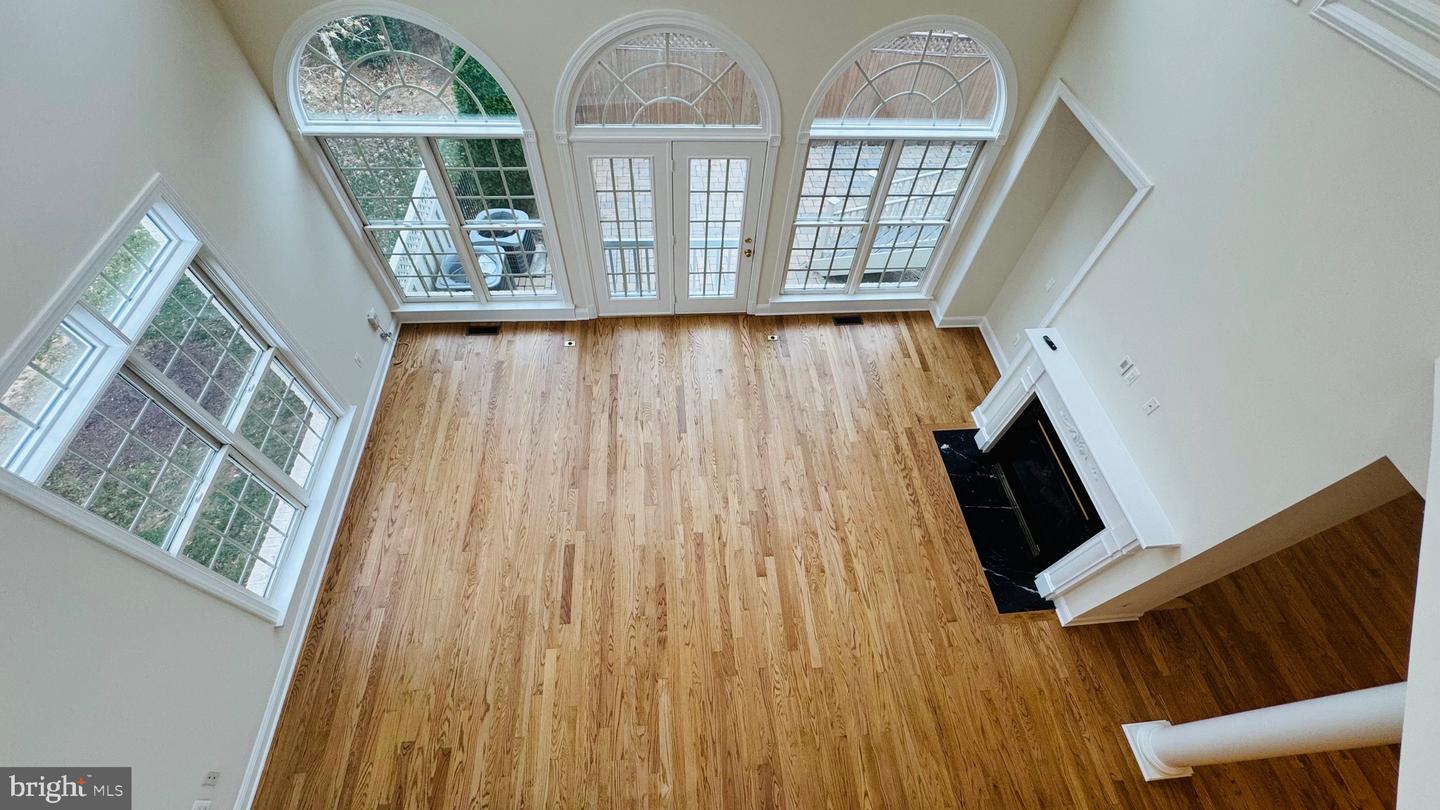 12798 FOX KEEP RUN, FAIRFAX, Virginia 22033, 4 Bedrooms Bedrooms, ,4 BathroomsBathrooms,Residential,For sale,12798 FOX KEEP RUN,VAFX2279654 MLS # VAFX2279654