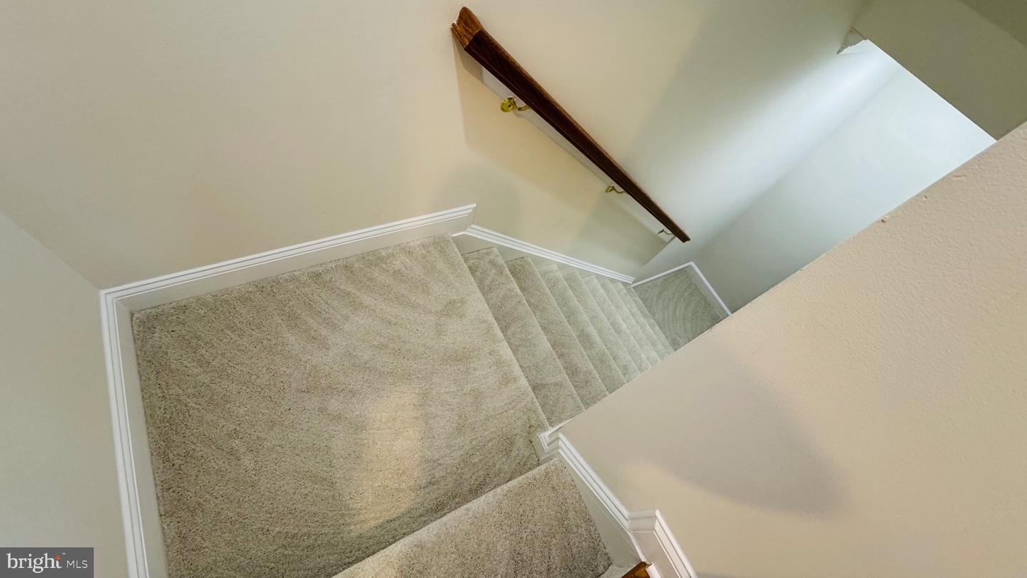 12798 FOX KEEP RUN, FAIRFAX, Virginia 22033, 4 Bedrooms Bedrooms, ,4 BathroomsBathrooms,Residential,For sale,12798 FOX KEEP RUN,VAFX2279654 MLS # VAFX2279654