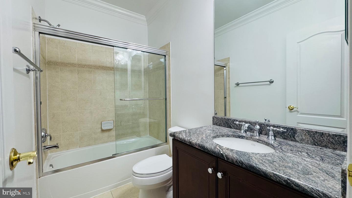 12798 FOX KEEP RUN, FAIRFAX, Virginia 22033, 4 Bedrooms Bedrooms, ,4 BathroomsBathrooms,Residential,For sale,12798 FOX KEEP RUN,VAFX2279654 MLS # VAFX2279654